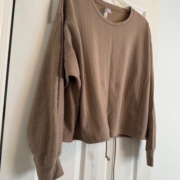Embrace Life Athleisure Women's Long Sleeve Sweater, Tan, XL - Picture 3 of 7